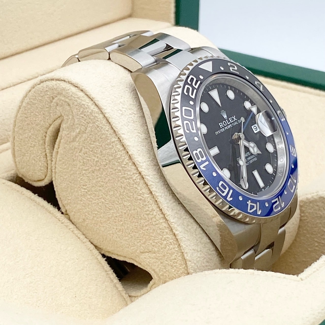 Pre-Owned Rolex GMT Master II 126710BLNR Oyster Bracelet Black Batman 40mm