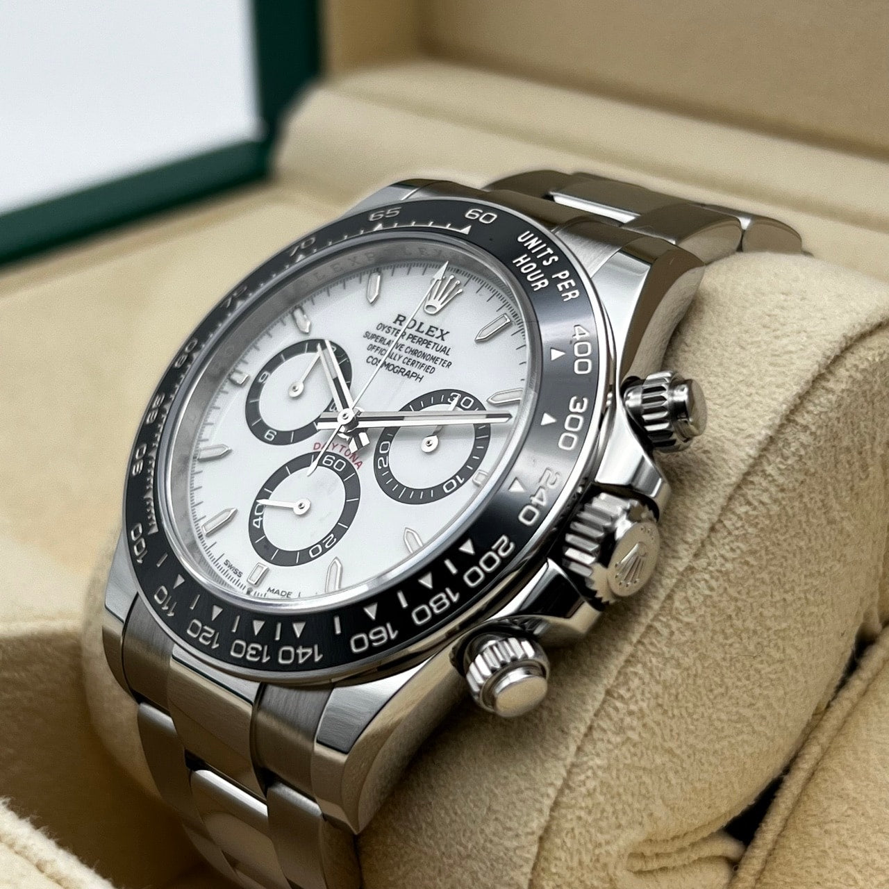 プレオウンド ロレックス デイトナ 126500LN ホワイト 40mm