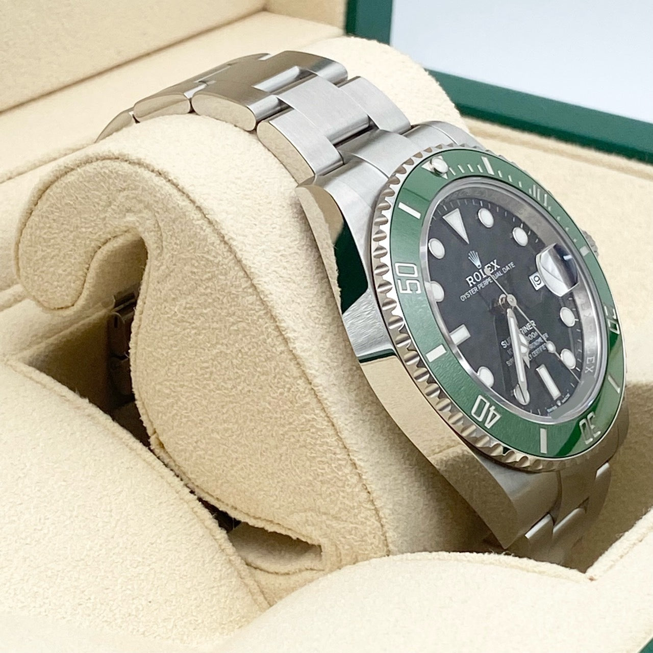 プレオウンド ロレックス サブマリーナ デイト 126610LV オイスターブレスレット ブラック グリーン 41mm
