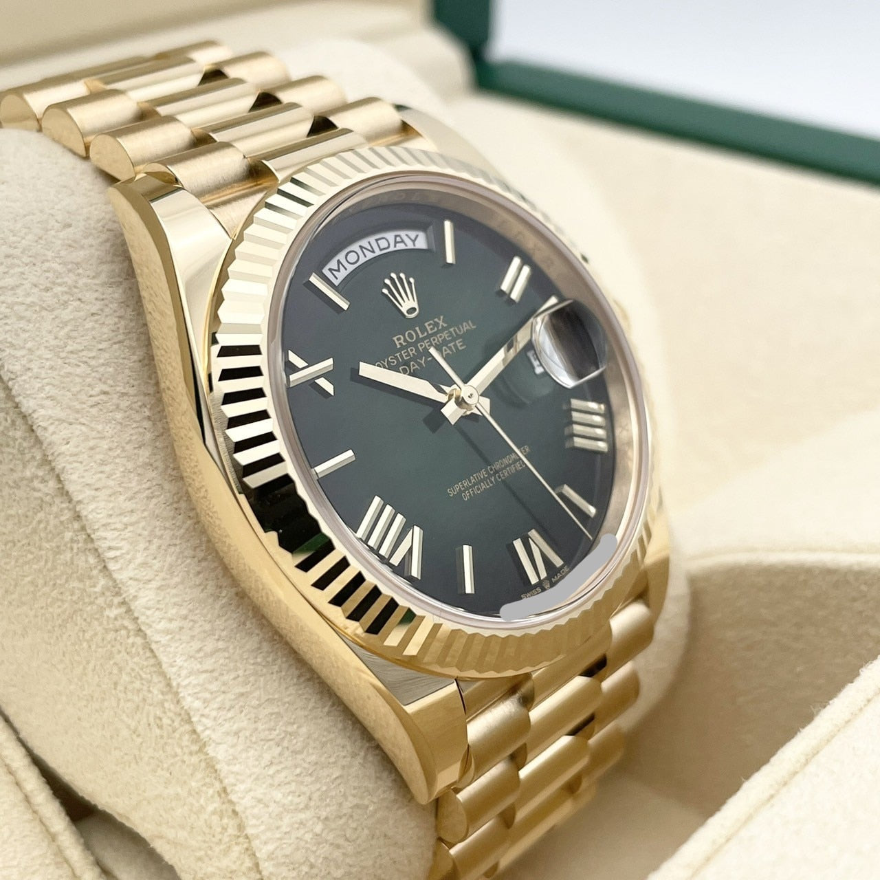 プレオウンド ロレックス デイデイト 228238 グリーンオンブレ プレジデントブレスレット 40mm
