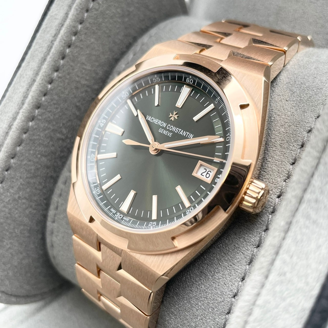 Vacheron Constantin 해외 4520V/210R-B967 Pink Gold Green 41mm