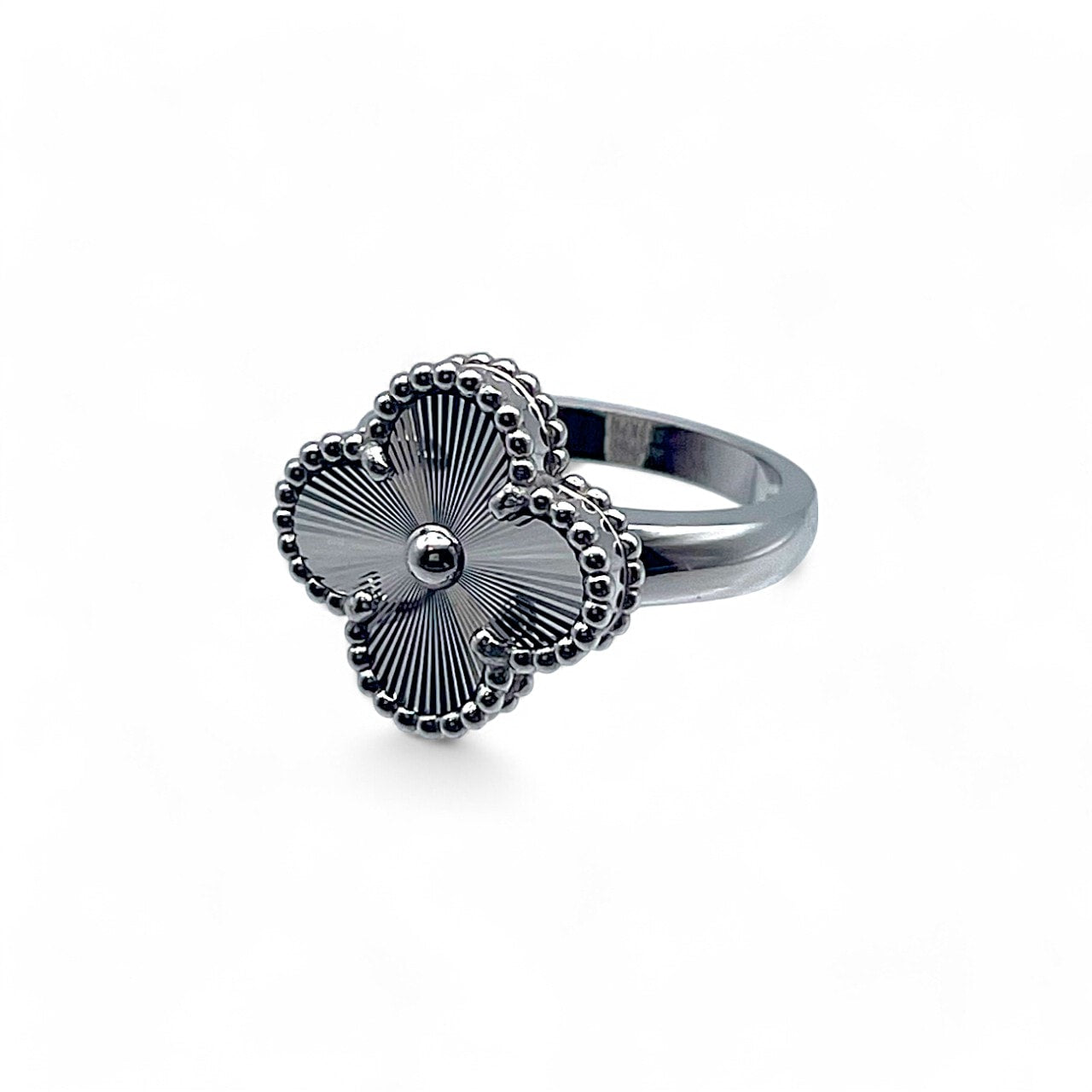 Van Cleef & Arpels 빈티지 Alhambra Ring VCARP9X149 No. 49 Silver White Gold