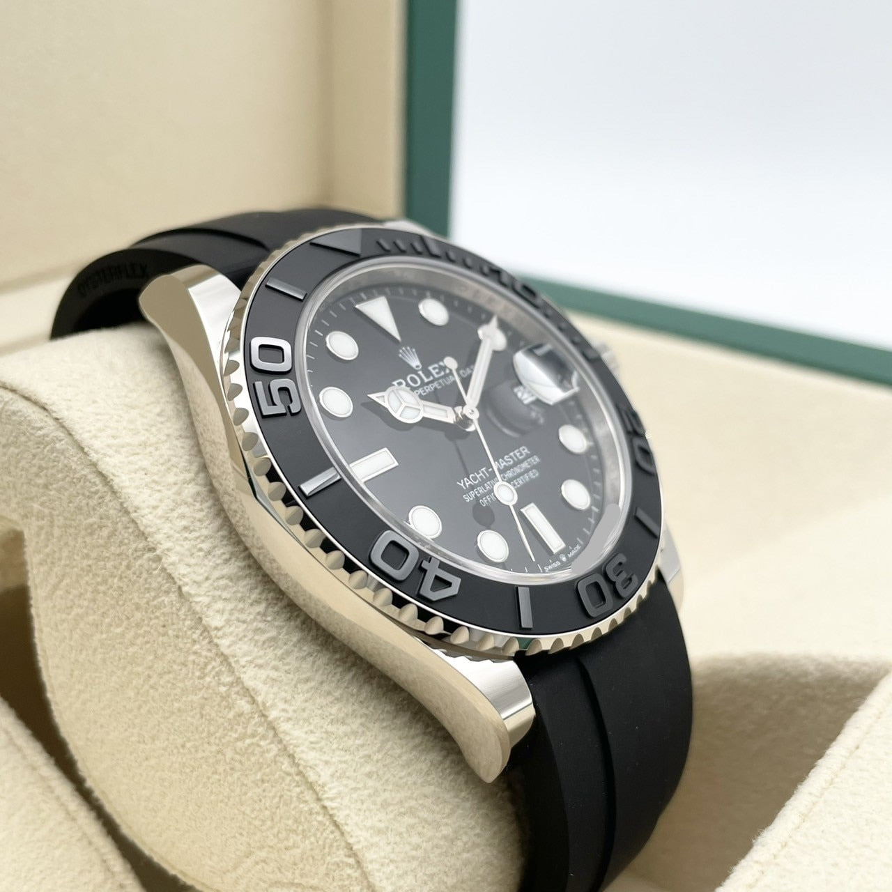 Rolex Yachtmaster 226659 Black White Gold 42mm