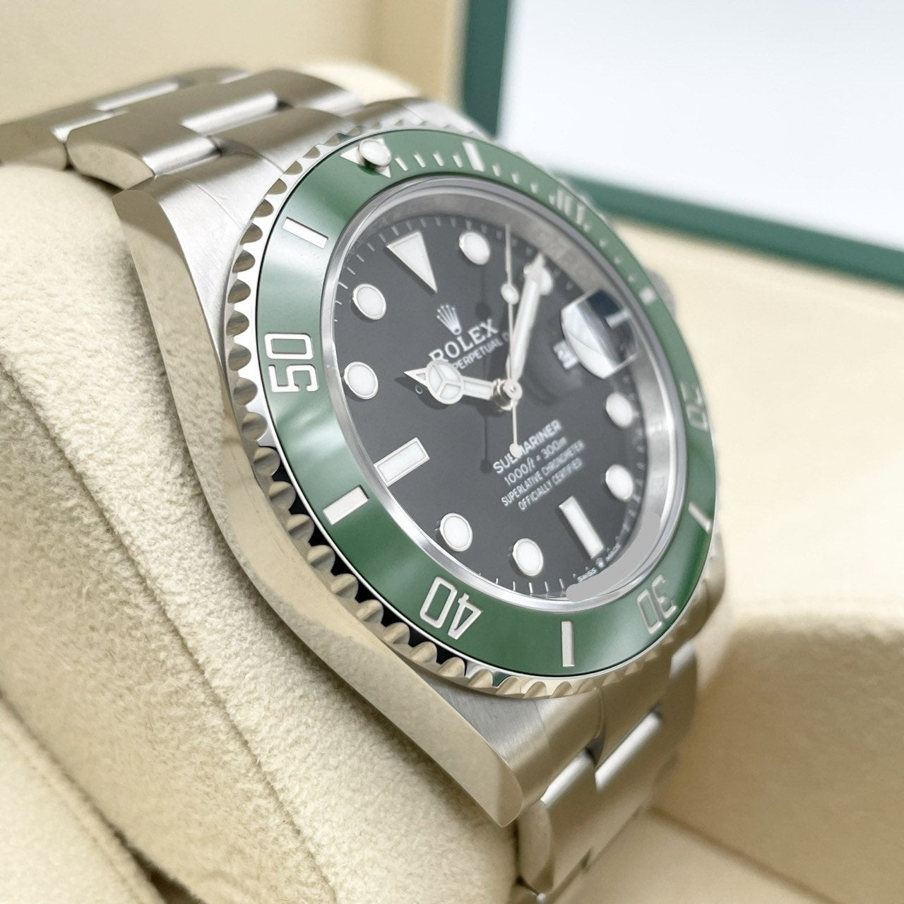 プレオウンド ロレックス サブマリーナ デイト 126610LV オイスターブレスレット ブラック 41mm