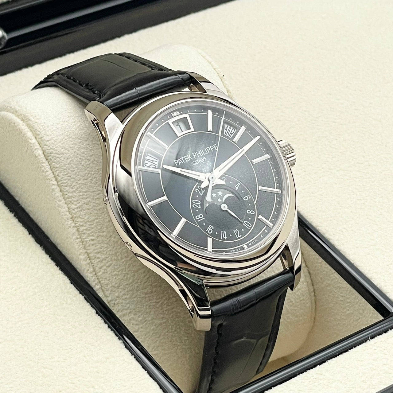 Pre-Owned Patek Philippe Complication 5205G-013 Blue Black 40mm