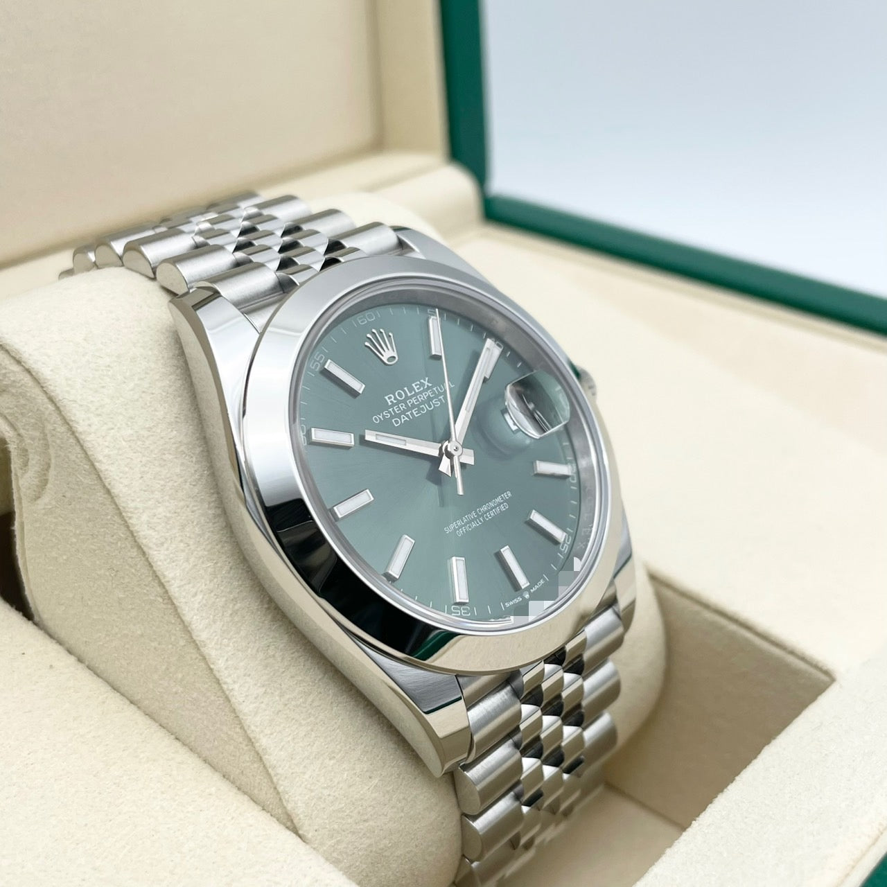 プレオウンド ロレックス デイトジャスト 126300 ミントグリーン ジュビリーブレスレット 41mm