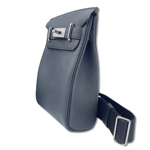 エルメス ケリーアッカド PM ノワール トゴ シルバー金具 W刻印