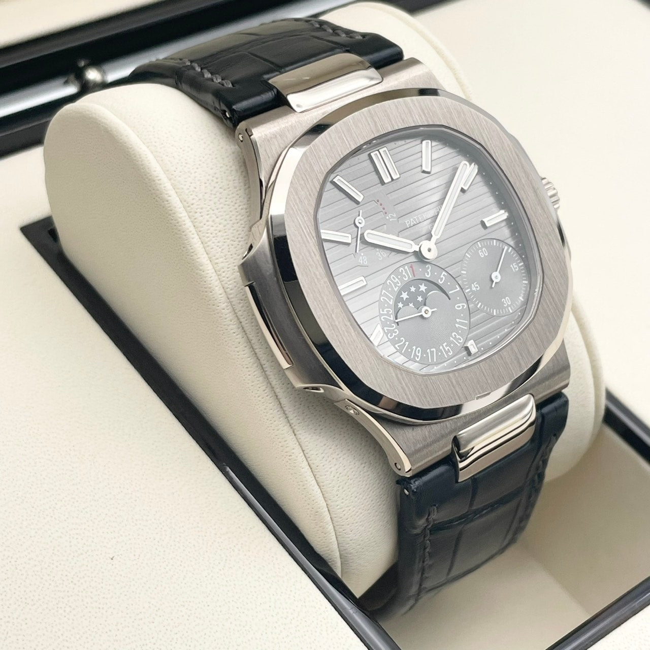 プレオウンド パテックフィリップ ノーチラス 5712G-001 スレート 40mm