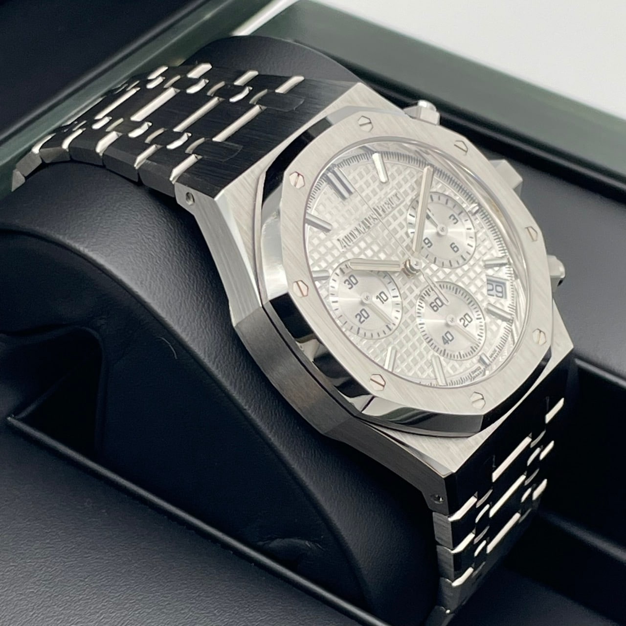 Pre-Owned [50th anniversary rotor equipped model! 】Audemars Piguet Royal Oak 26240ST.OO.1320ST.03 Silver 41mm