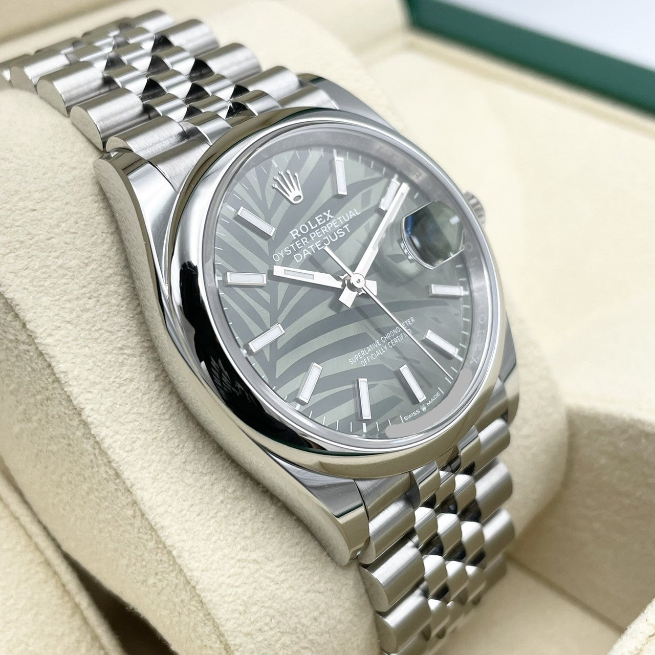 プレオウンド ロレックス デイトジャスト 126200 オリーブグリーン パームモチーフ ジュビリーブレス 36mm