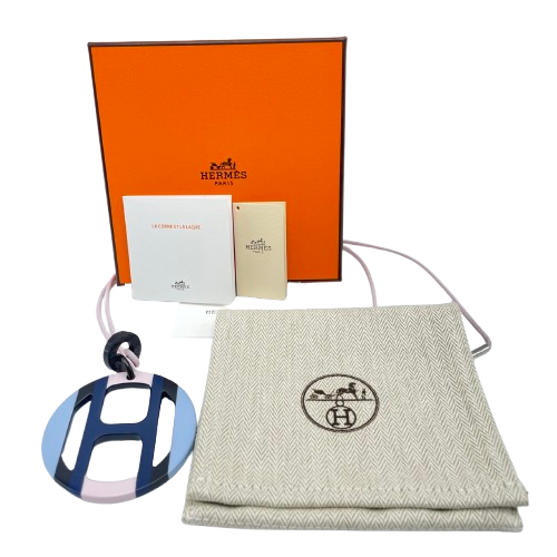 Hermes H Equipe 水牛角漆吊坠