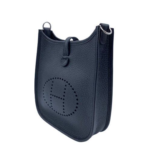 プレオウンド エルメス エヴリン TPM ノワール トリヨンクレマンス シルバー金具 W刻印