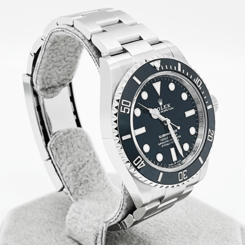 Pre-Owned Rolex Submariner Non-Date 124060 Black