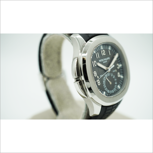 Pre-Owned Patek Philippe Aquanaut 5164A-001 Black Embossed