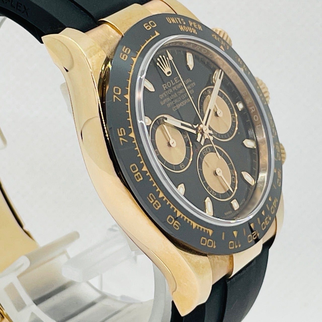 Rolex Daytona 116515LN Black Rubber Belt Black & Pink