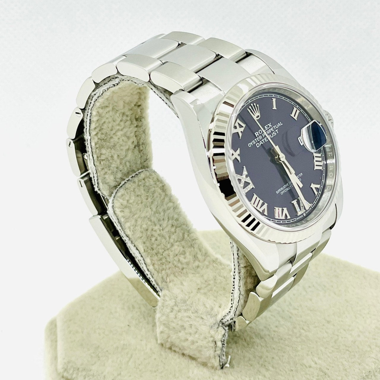 Pre-Owned Rolex Datejust 126234 Aubergine