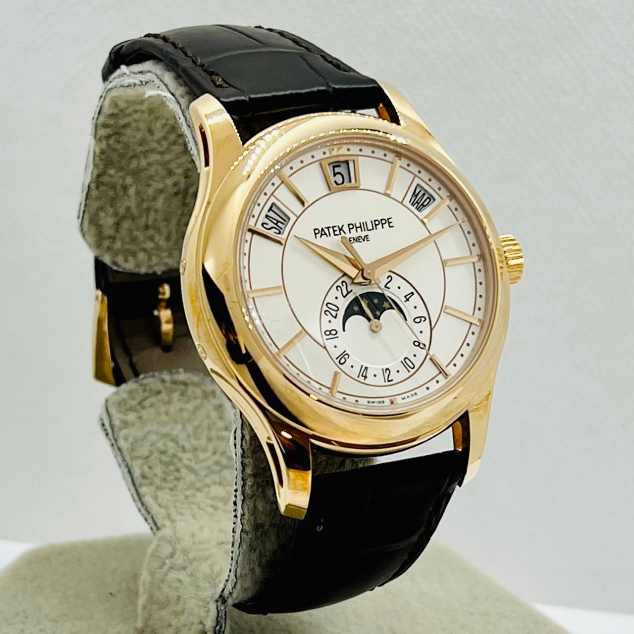 プレオウンド パテックフィリップ コンプリケーション 5205R-001 ホワイト 40mm