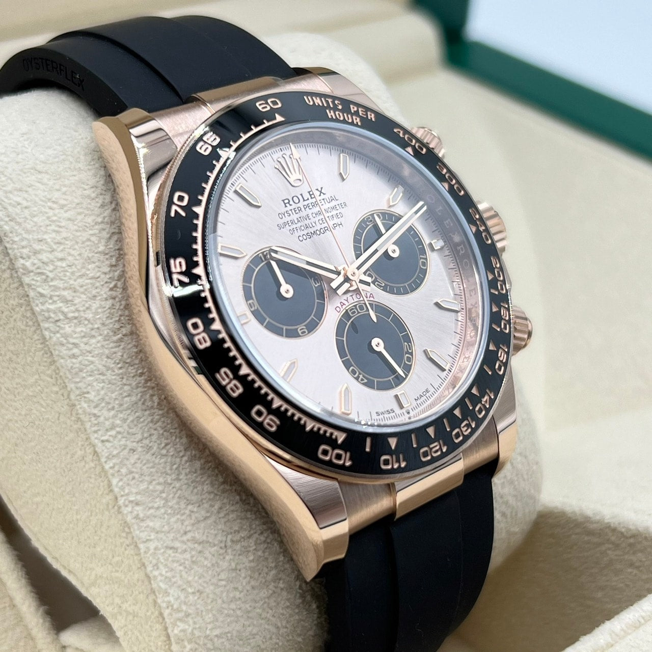 Rolex Daytona 126515LN Sundust & Black 40mm