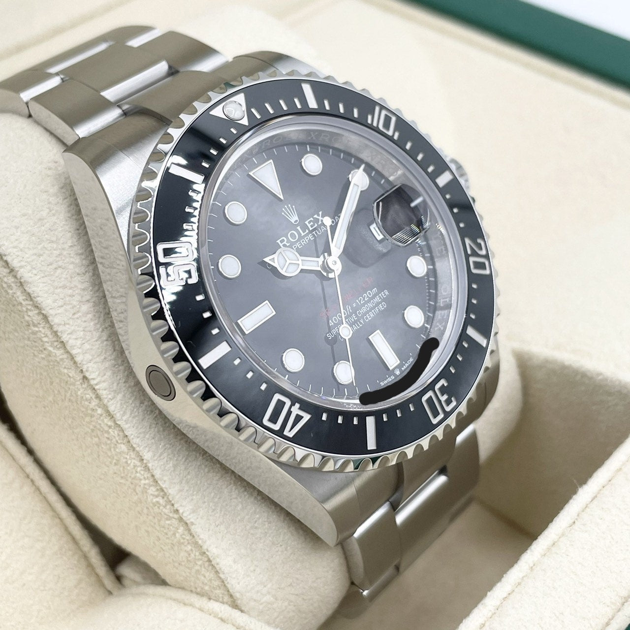 プレオウンド ロレックス シードゥエラー 126600 オイスターブレスレット ブラック 43mm