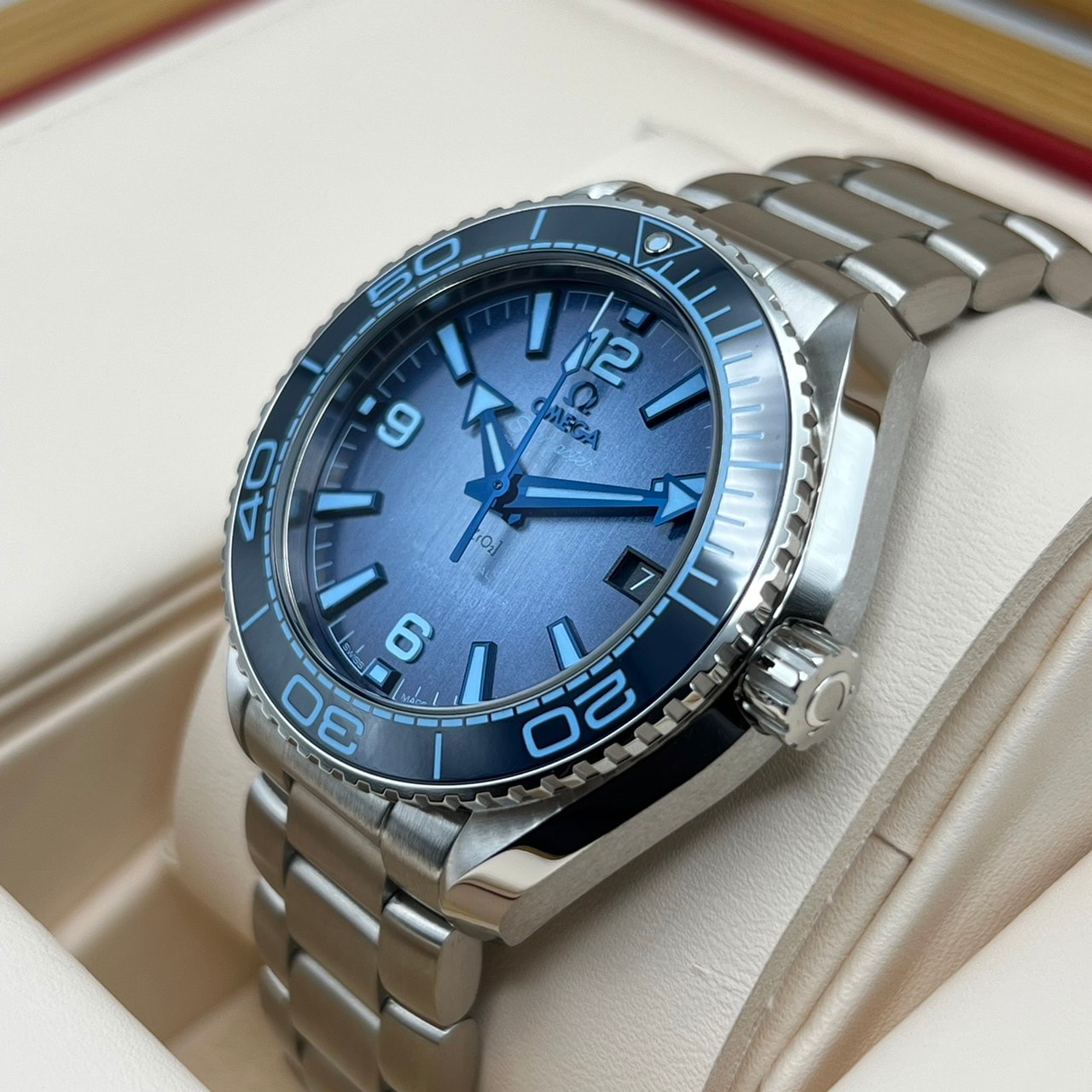 Pre-Owned Omega Seamaster 215.30.40.20.03.002 Summer Blue 39.5mm