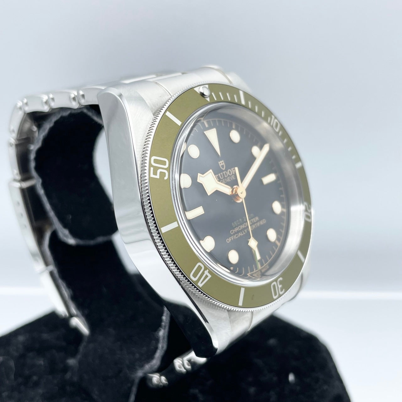 チューダー ブラックベイ 79230G ブラック 41mm