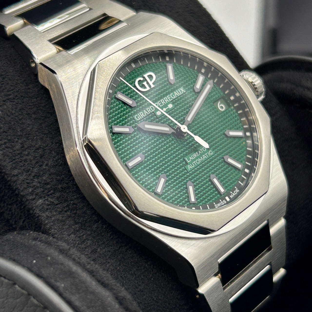 二手Girard Perregaux Lorraart Green 81010-11-3153-1cm 42mm