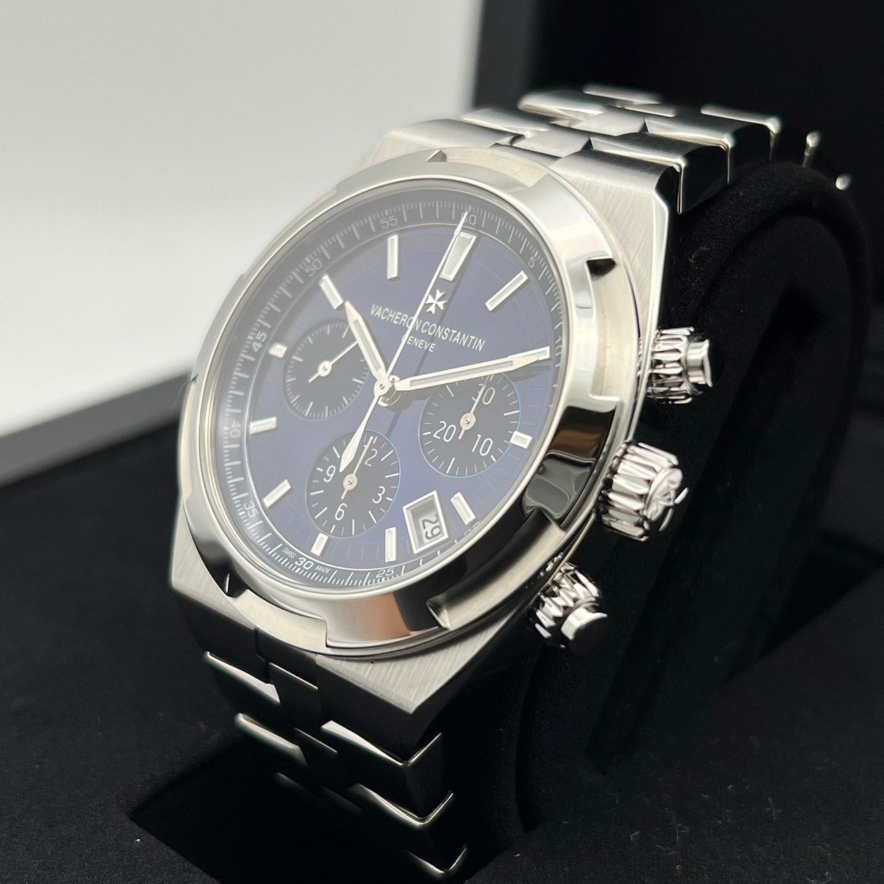 미리 소유 한 [세계에서 가장 저렴한! ! Vacheron Constantin은 크로노 그래프 5500V/110A-B148 42.5mm를 과시합니다