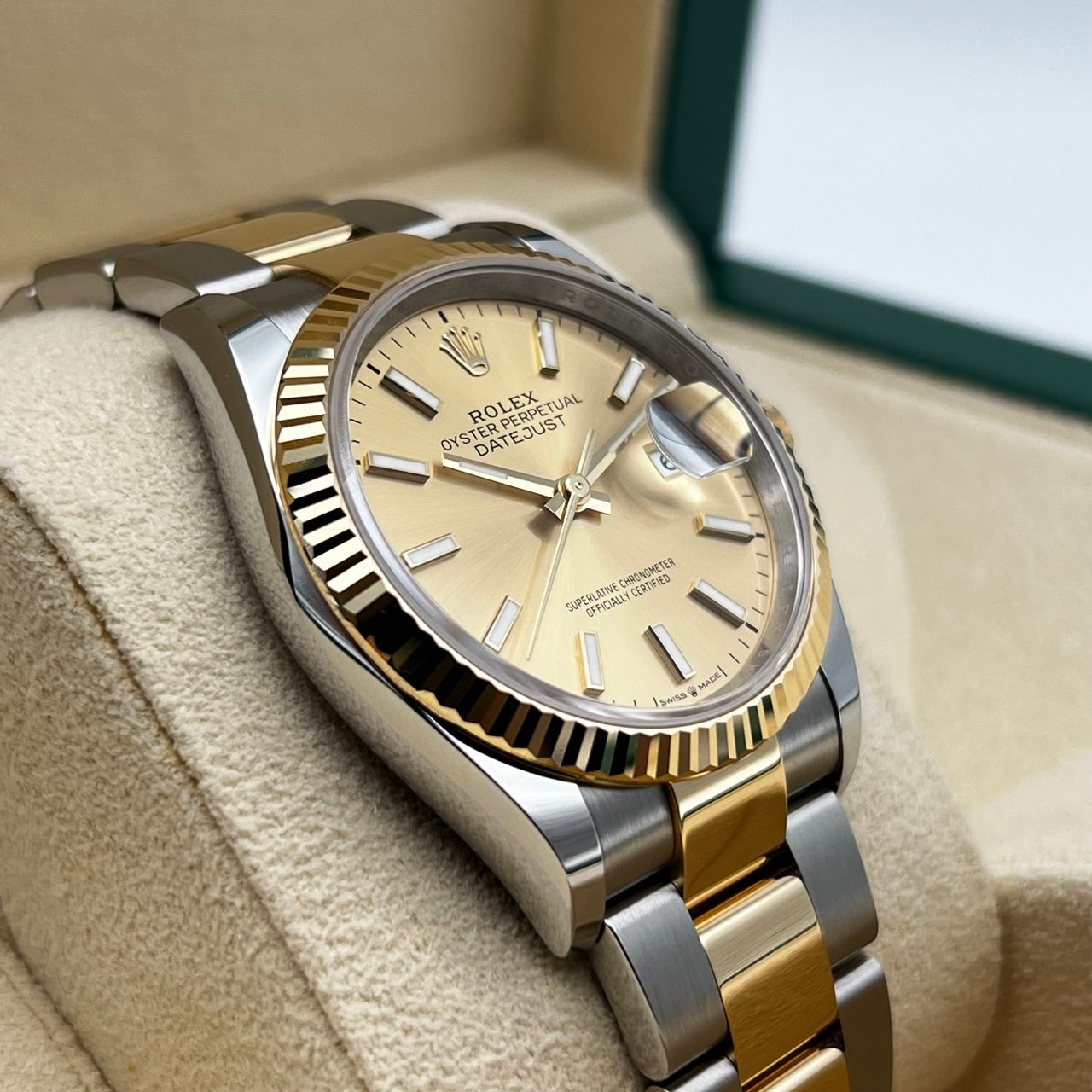 プレオウンド 【現金特価】ロレックス デイトジャスト 126233 シャンパン オイスターブレス 36mm