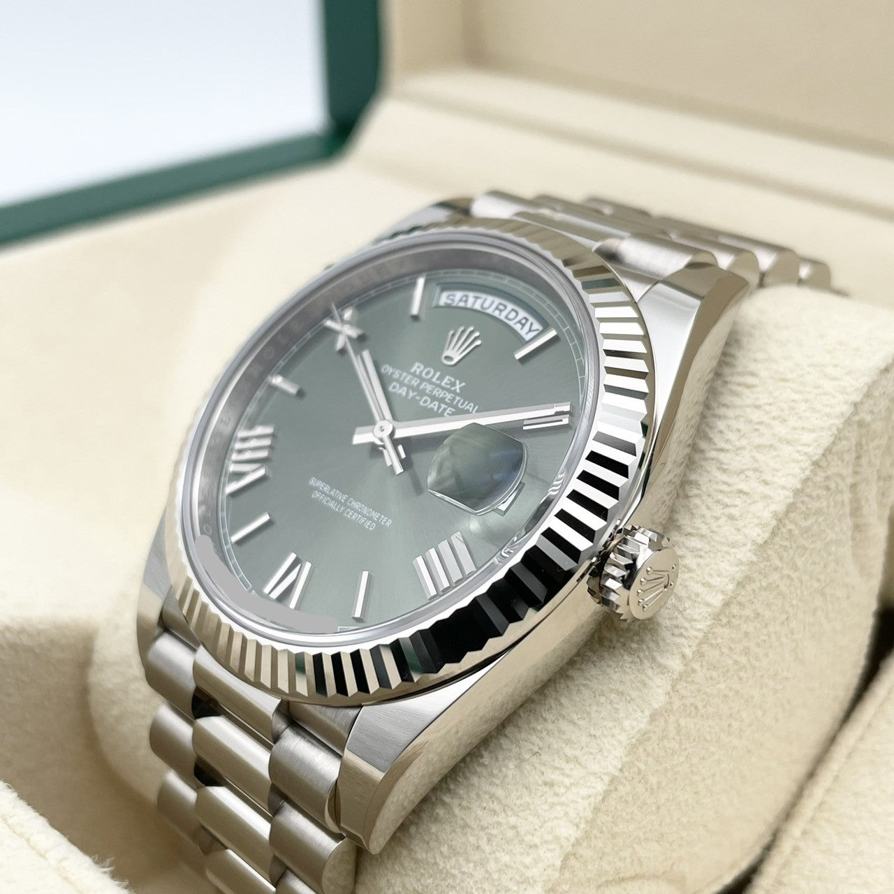 プレオウンド ロレックス デイデイト 228239 ホワイトゴールド オリーブグリーン ローマン 40mm