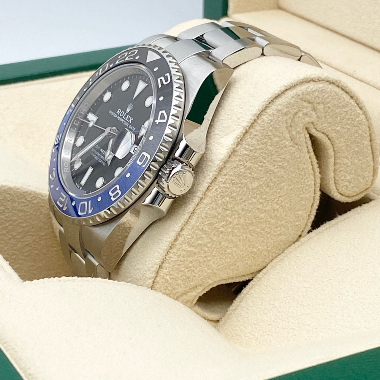 Pre-Owned Rolex GMT Master II 126710BLNR Oyster Bracelet Black Batman 40mm