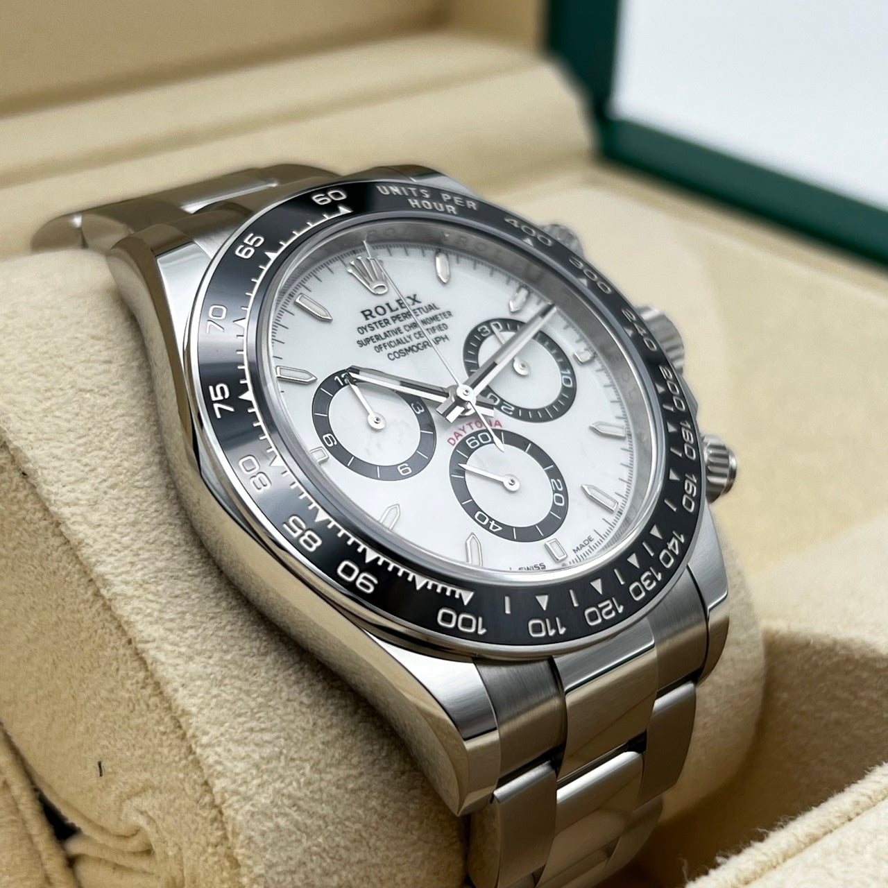 プレオウンド ロレックス デイトナ 126500LN ホワイト 40mm