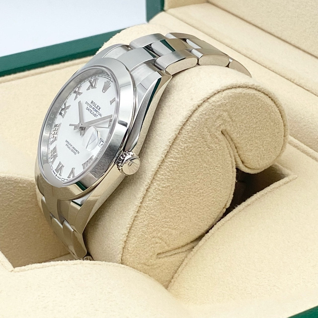 プレオウンド ロレックス デイトジャスト 126300 ホワイトローマン オイスターブレス 41mm