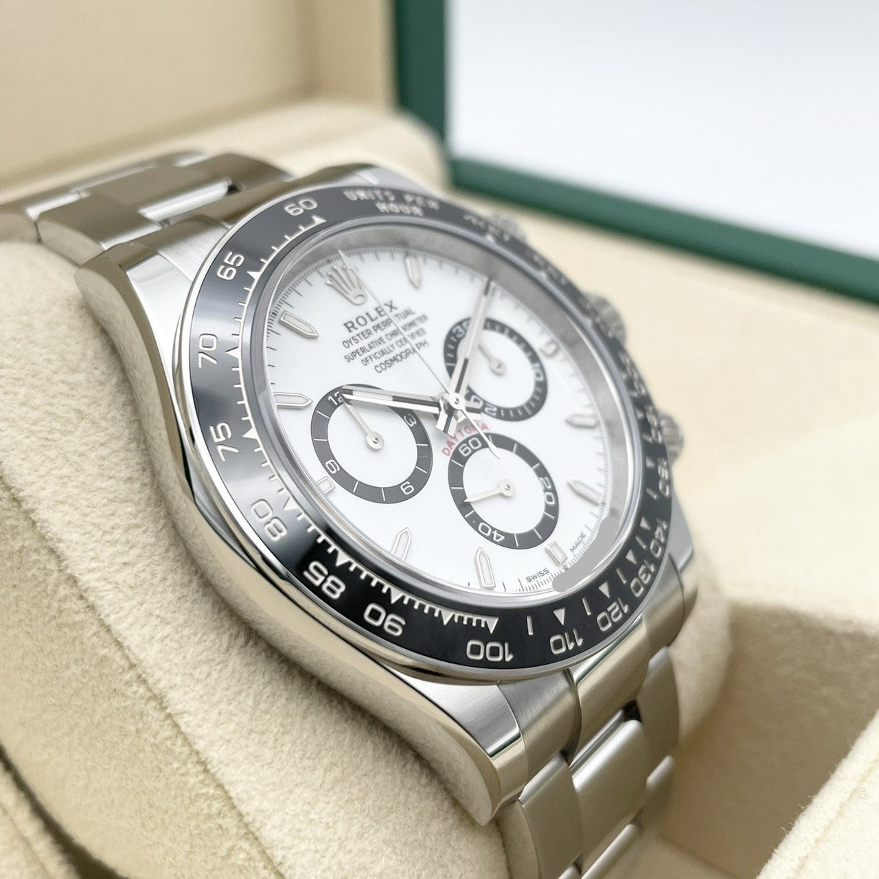 プレオウンド ロレックス デイトナ 126500LN ホワイト 40mm