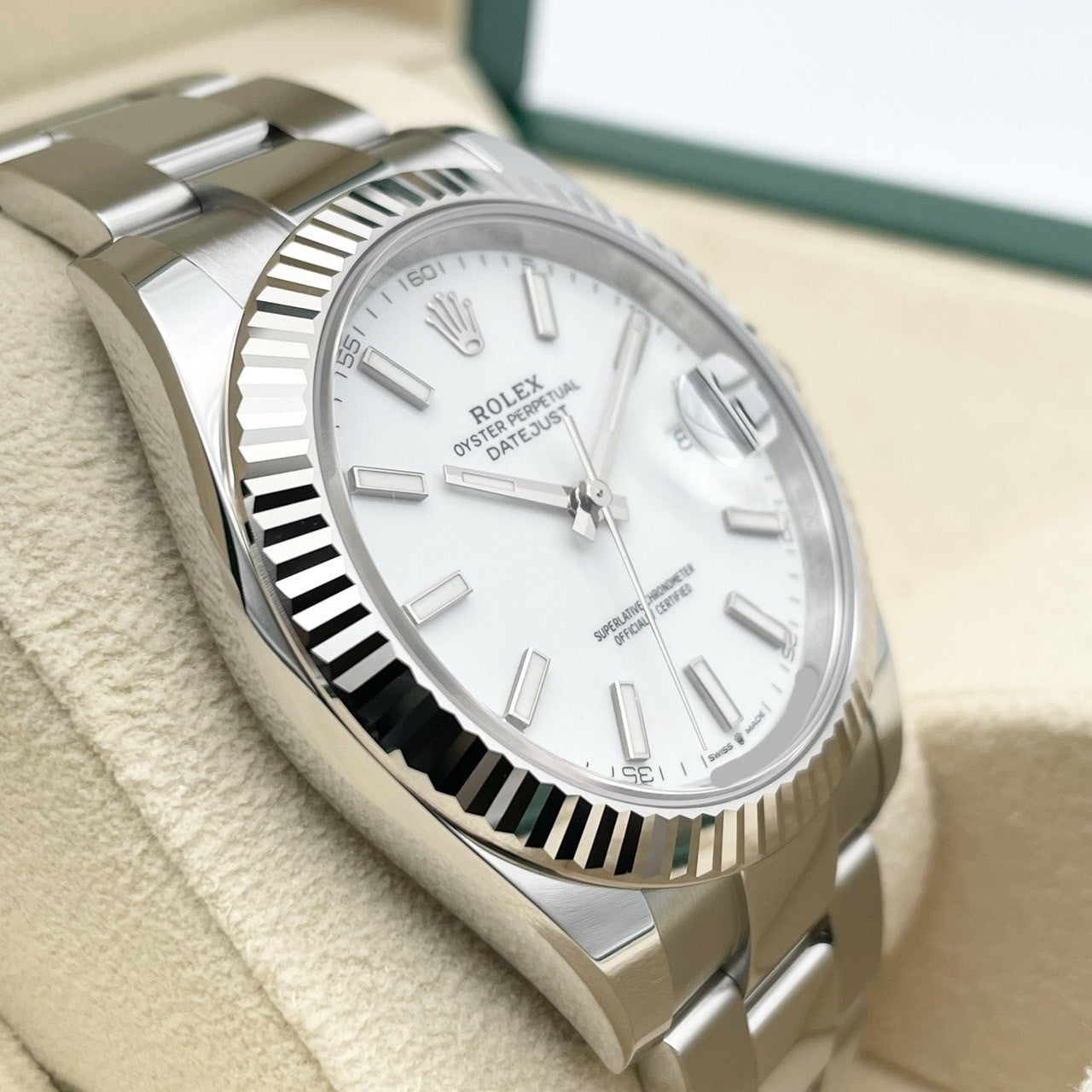 プレオウンド ロレックス デイトジャスト 126334 ホワイト オイスターブレス 41mm