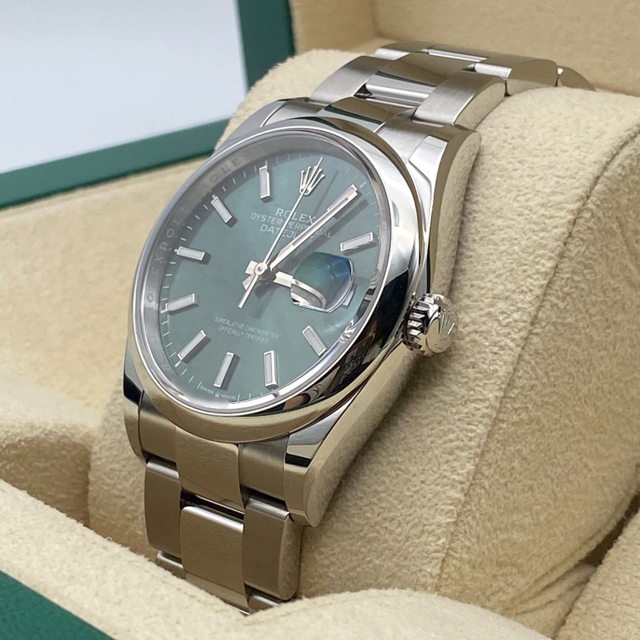 プレオウンド ロレックス デイトジャスト 126200 ミントグリーン オイスターブレス 36mm