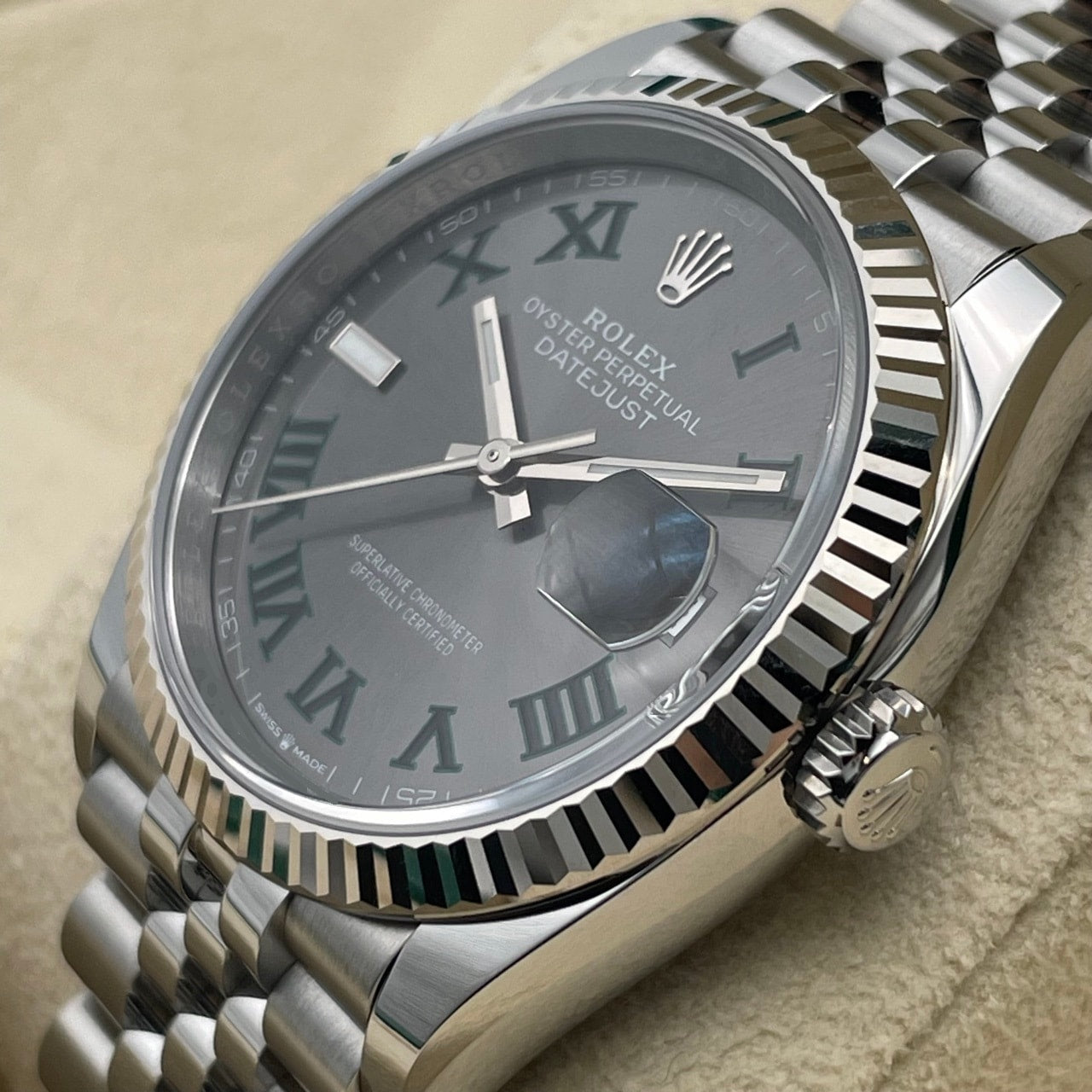 プレオウンド ロレックス デイトジャスト 126234 スレート ステンレスチール+ホワイトゴールド 36mm