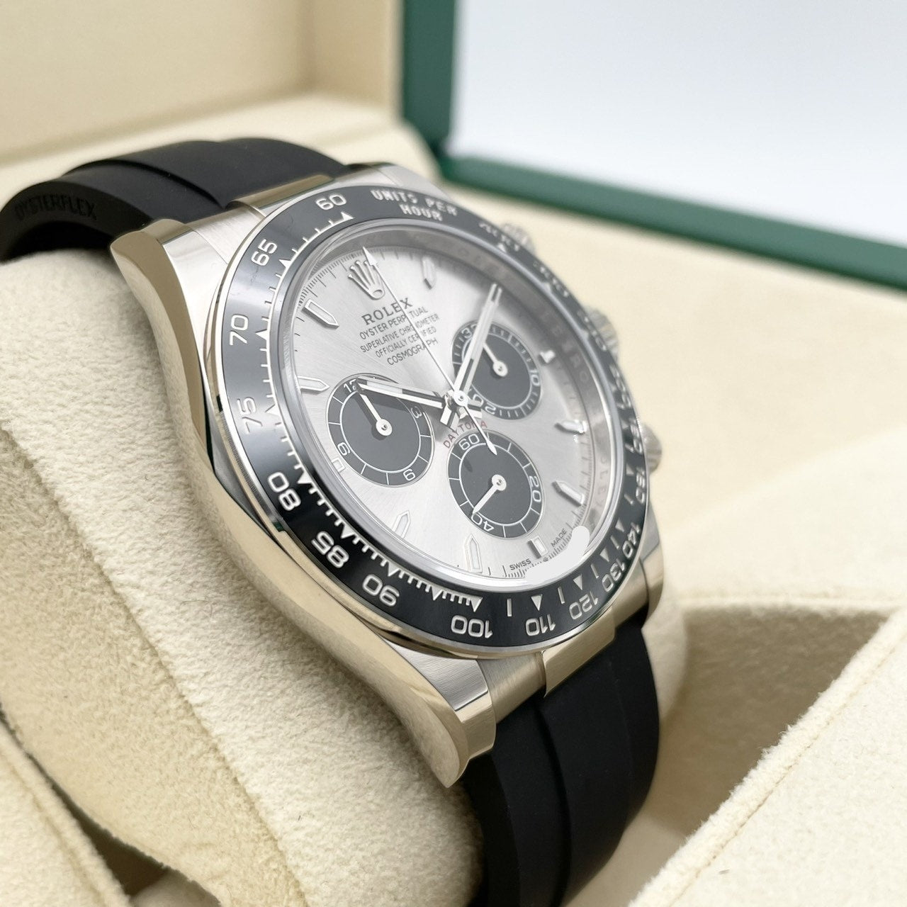 Rolex Daytona 126519LN Steel & Bright Black 40mm