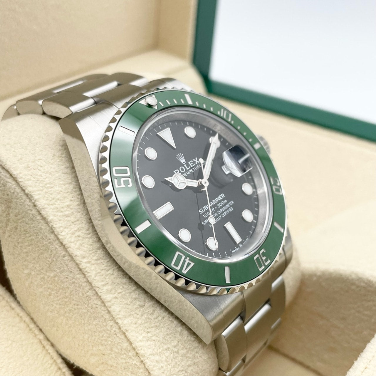 Pre-Owned Rolex Submariner Date 126610LV Oyster Bracelet Black 41mm