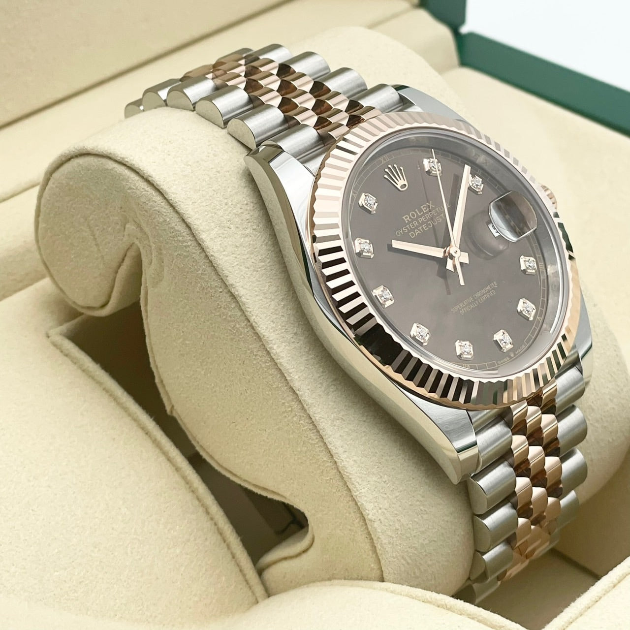 プレオウンド ロレックス デイトジャスト 126331 チョコレート ジュビリーブレス 41mm