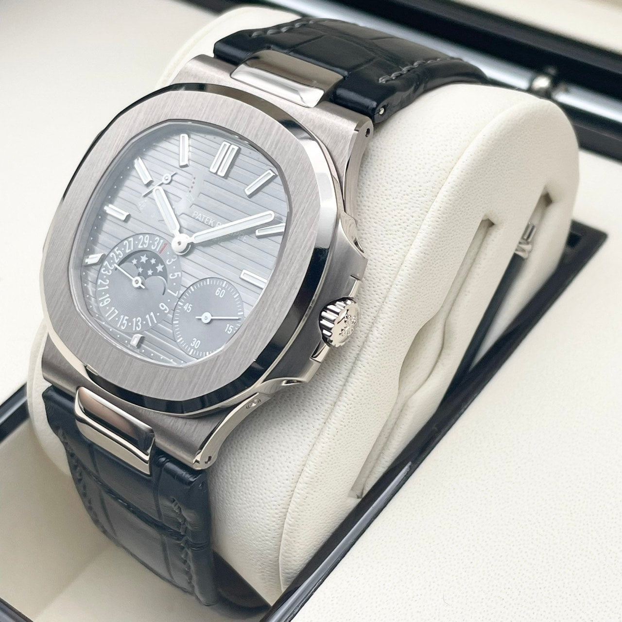 プレオウンド パテックフィリップ ノーチラス 5712G-001 スレート 40mm