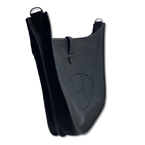 Pre-owned Hermes Evelyn PM Noir Taurillon Clemence Silver hardware K stamp