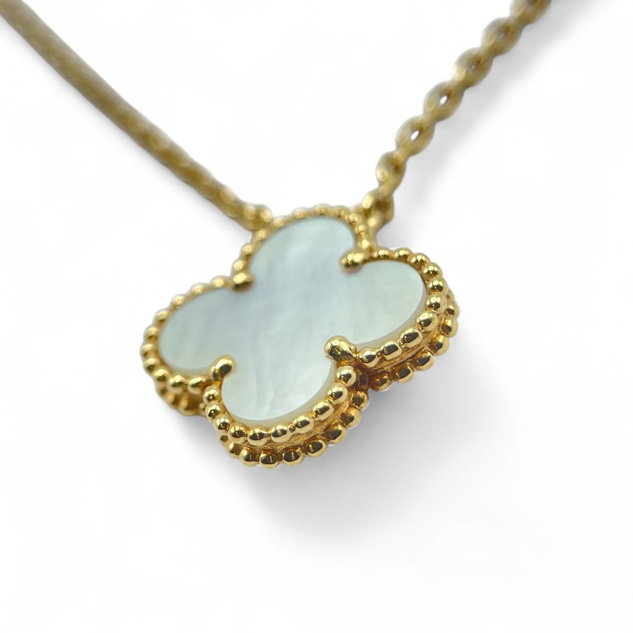 プレオウンドヴァンクリーフ&アーペル ヴィンテージアルハンブラ ネックレス VCARA45900 マザーオブパール イエローゴールド