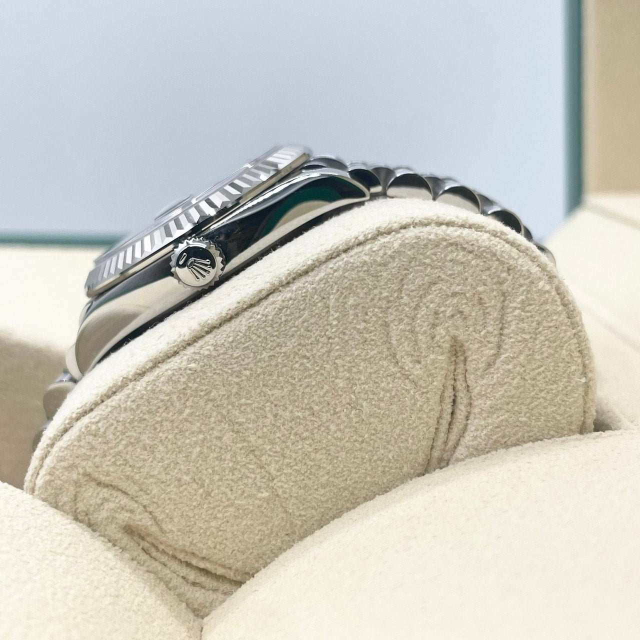 Pre-Owned Rolex Datejust 278274 Bright Blue Roma Oyster Bracelet 31mm