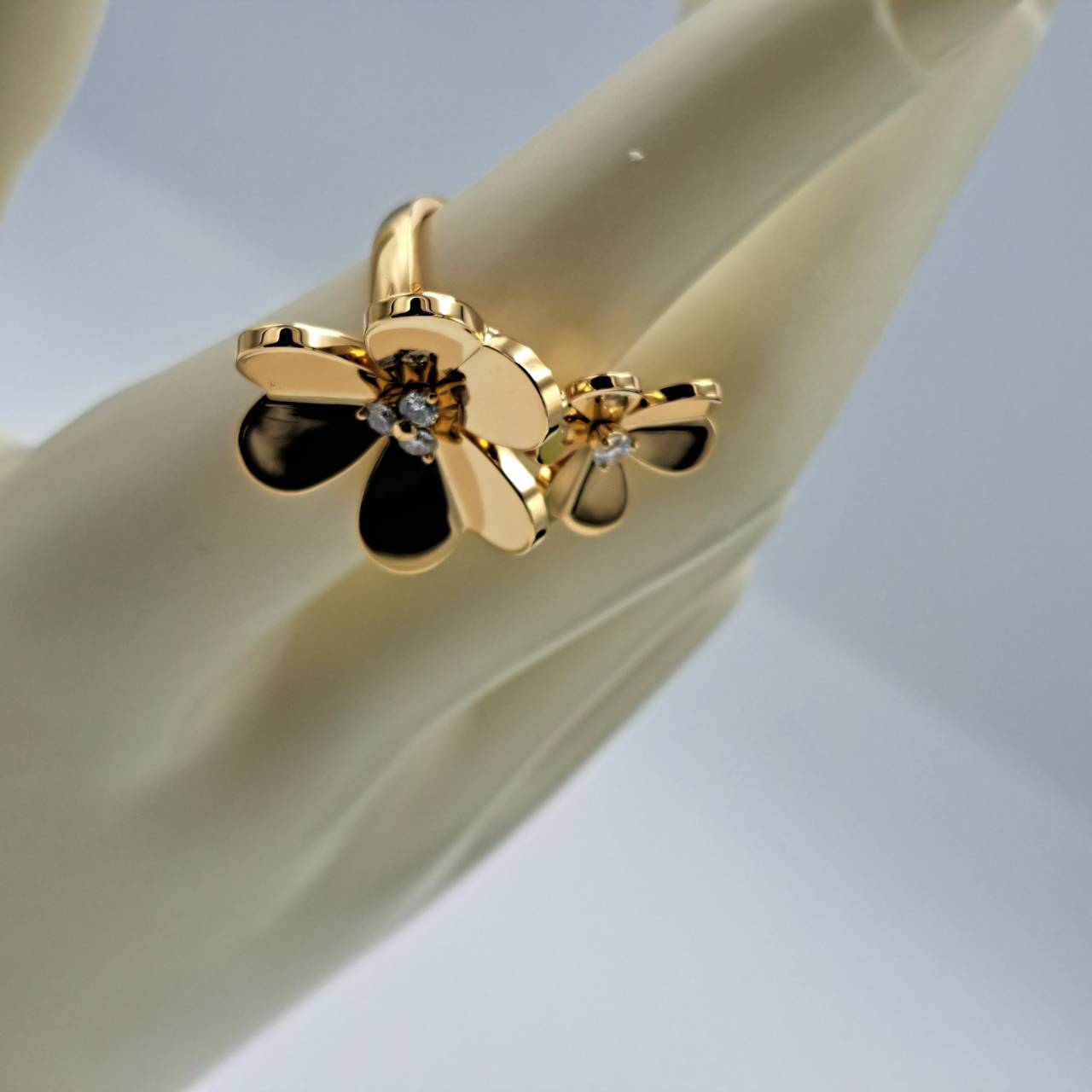 Van Cleef & Arpels Frivol VCARB67600 옐로우 골드 크기 10