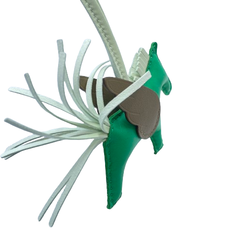 Pre-Owned Hermes Rodeo Charm Pegasus PM B engraved