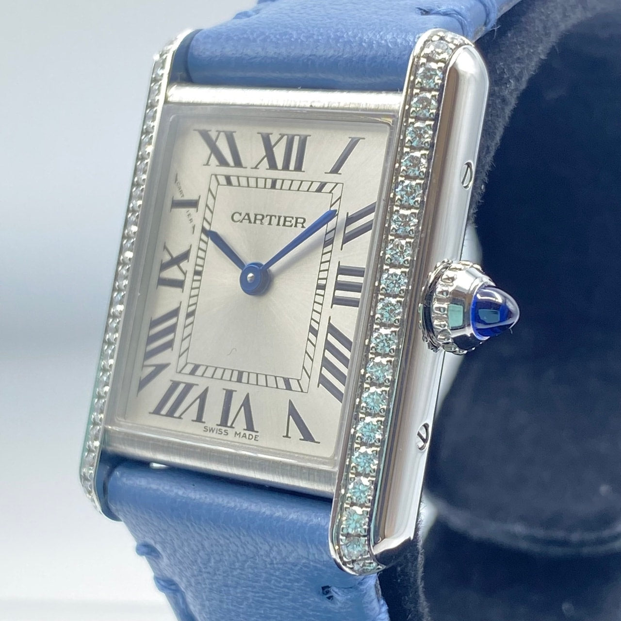 Pre-Owned Cartier Tank Must Watch SM W4TA0016