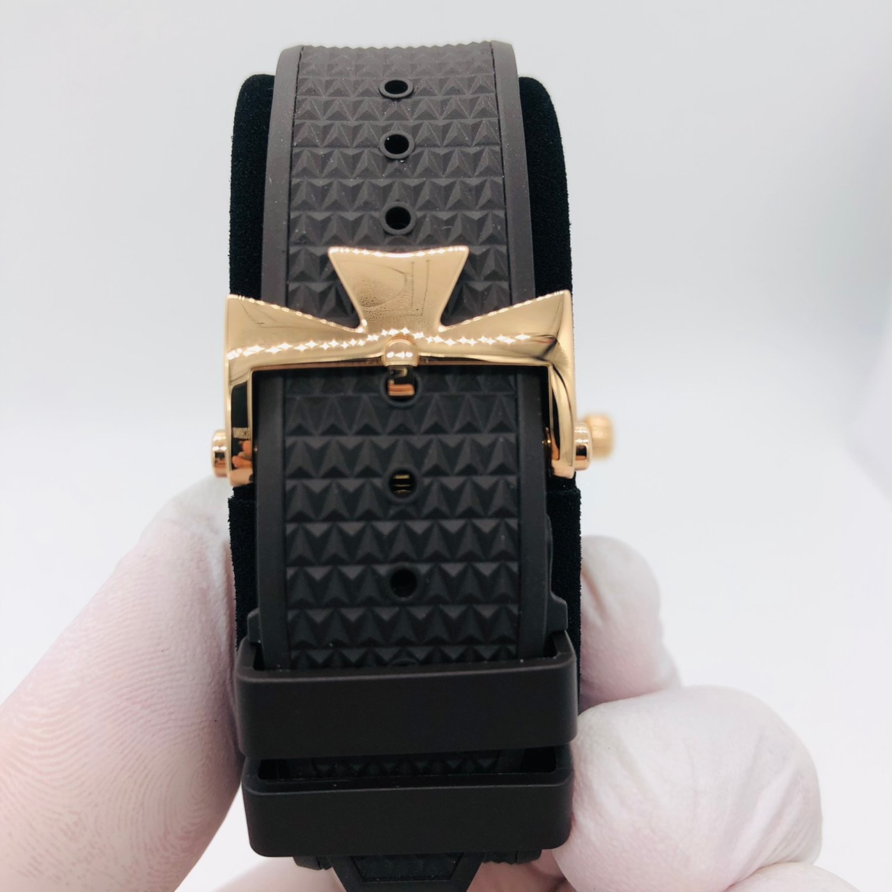 Pre-Owned Vacheron Constantin Overseas Automatic 4500V/000R-B127