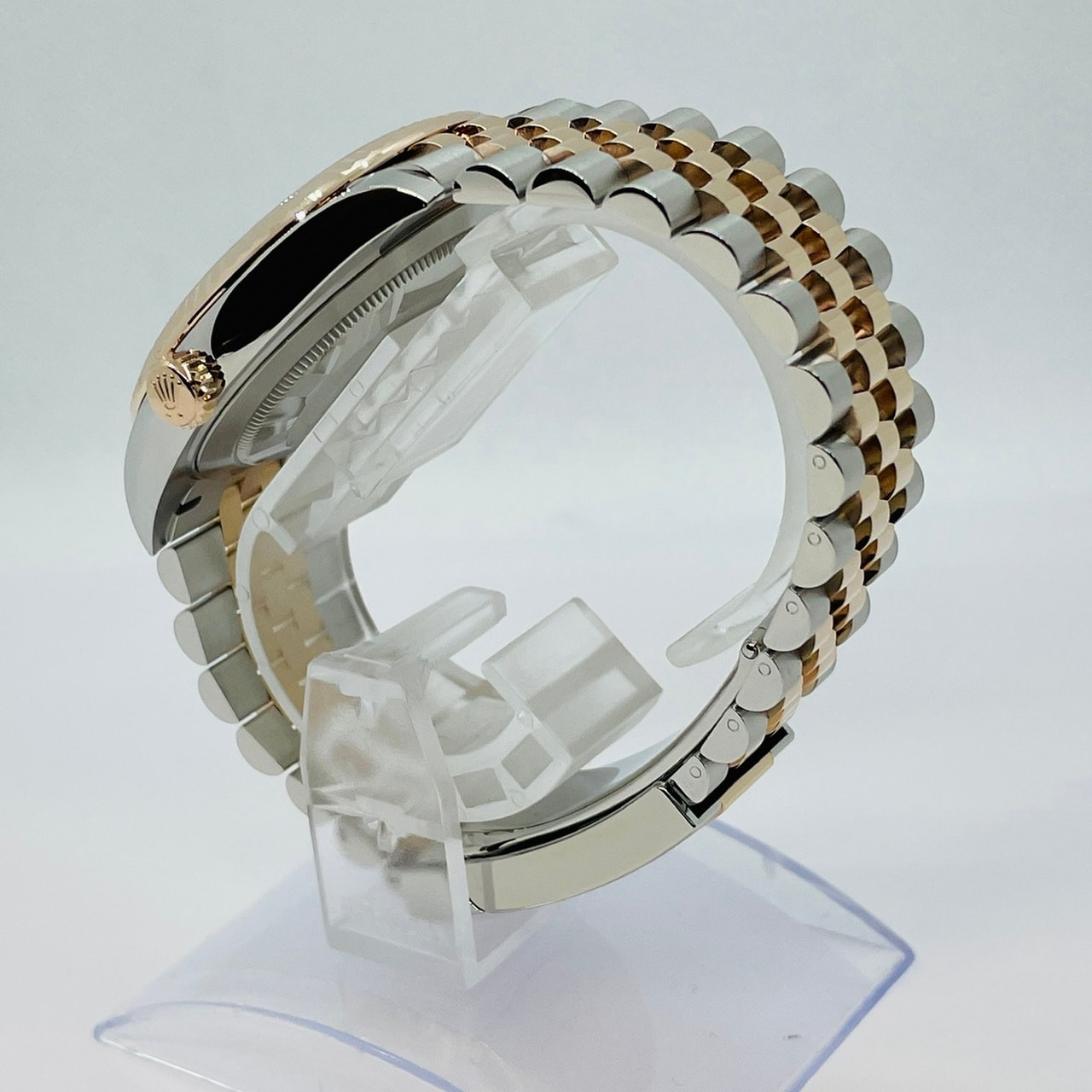 Pre-Owned Rolex Datejust 126331 Silver Fluted Motif