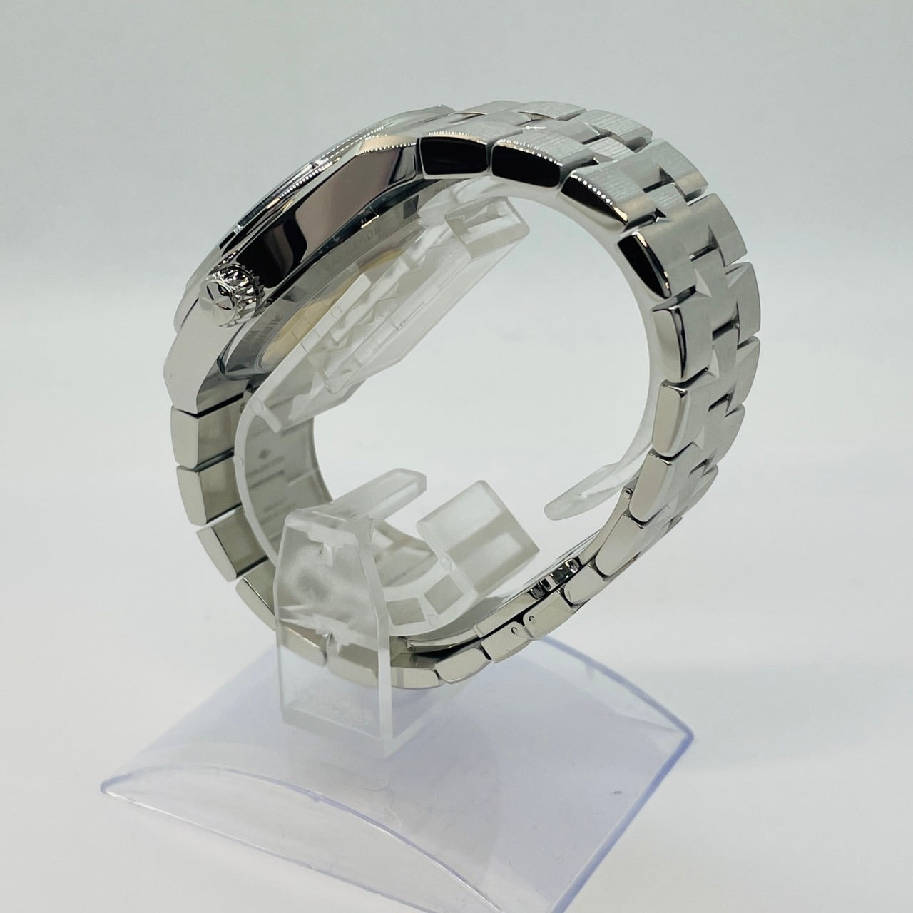 Pre-Owned Vacheron Constantin Overseas Automatic Black 4500V/110A-B483