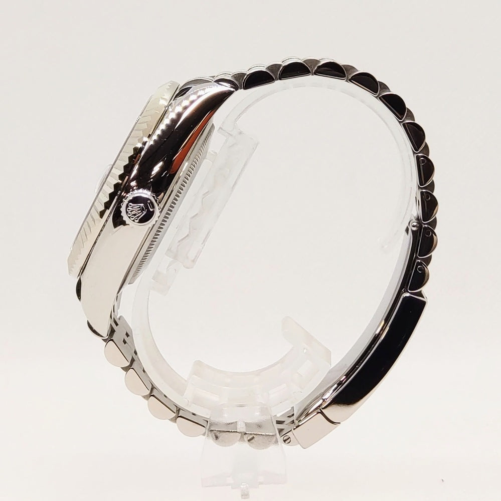 사전 소유 롤렉스 스카이 거주자 326934 Bright Black